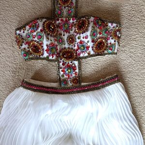 Sherri Hill Size 4 beautifully beaded Cleopatra Style prom formal dress